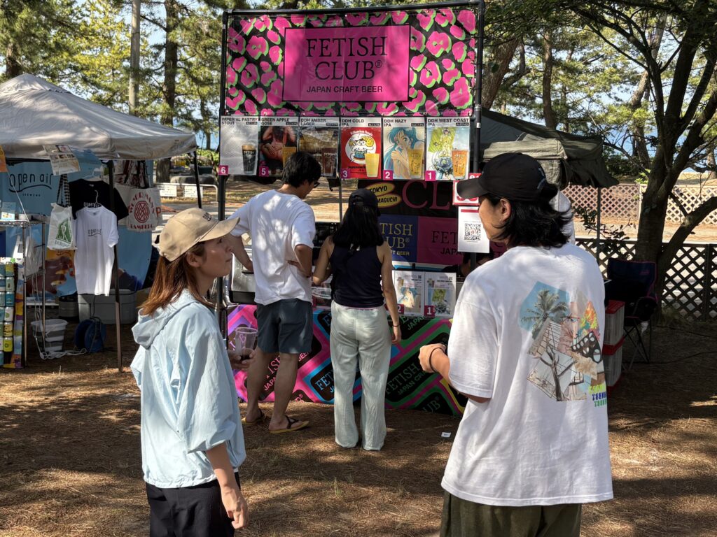 ブルワリーの各ブースの様子